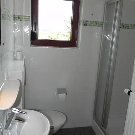 M5 Haus Mit Garten- Waschmaschine Und Trockner By Interhome * Grosswurden