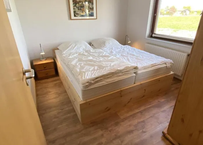 M5 Haus Mit Garten- Waschmaschine Und Trockner By Interhome Grosswurden
